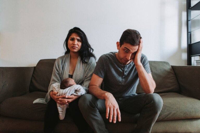 Couples in Crisis After the Arrival of the First Child: Causes and Solutions