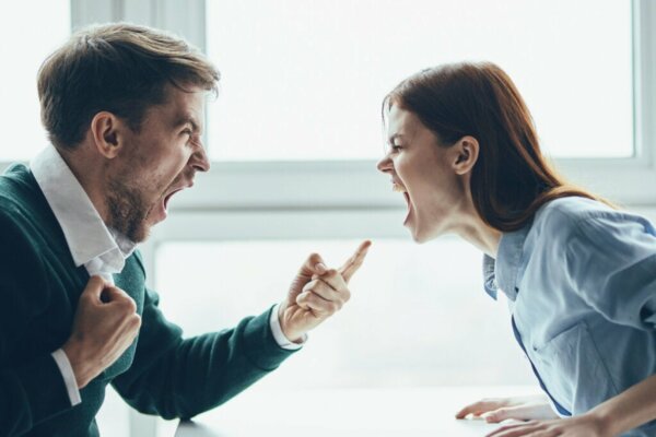 Arguing couple, showing level of aggression in a couple.