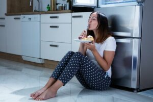 How to Tell the Difference Between Real and Emotional Hunger