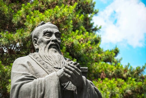 Confucius: Biography of an Extraordinary Philosopher