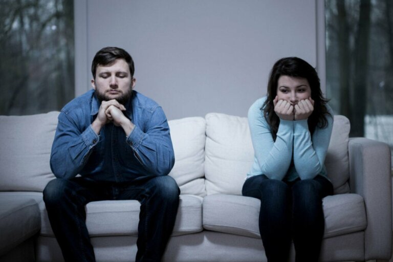 Five Signs of Relationship Disenchantment