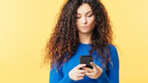 Curving: Hidden Rejection on Social Media