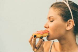 The Mechanisms of Emotional Hunger