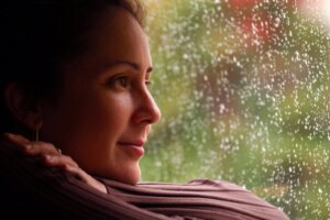 How to Take Care of Yourself Emotionally in a Long-Distance Relationship