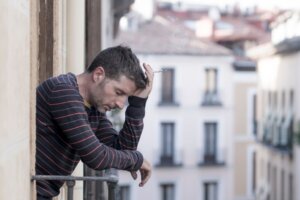 Dizziness When Smoking: Why Does it Happen?