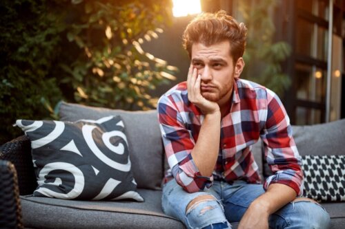 Why Dissatisfaction Never Ends (Hedonic Adaptation)