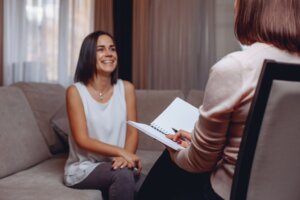What's Behind the Motivation to Ask for Psychological Help?