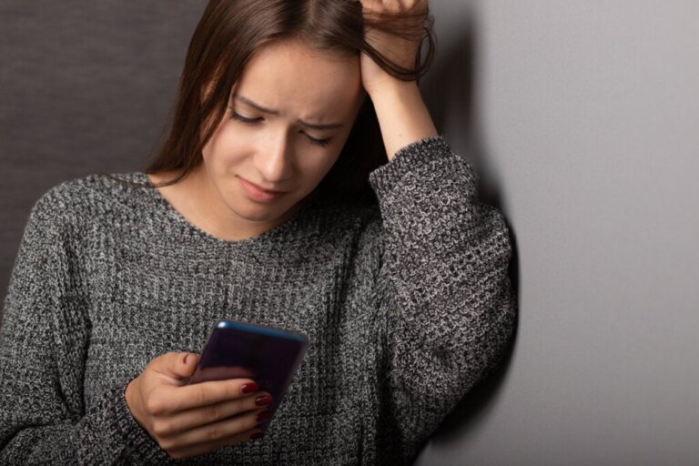 What to Do If You've Been Dumped by Text