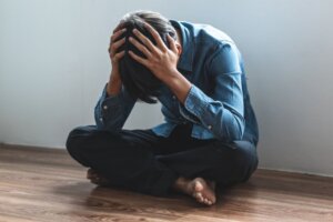 How I Dealt With Losing Everything: A Personal Account