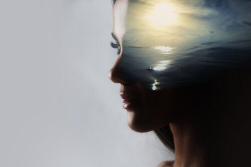 Descartes and the Certainty of Self-Awareness