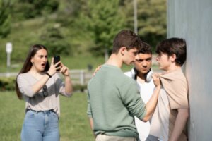 How to Recognize the Signals of Moral Disengagement