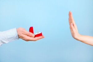 How to Tell Your Partner You Don't Want to Get Married