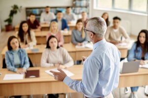 The Rule of Three Technique for Public Speaking