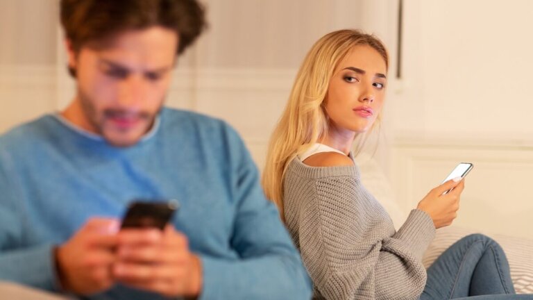 22 Signs Your Partner Might Be Cheating on You
